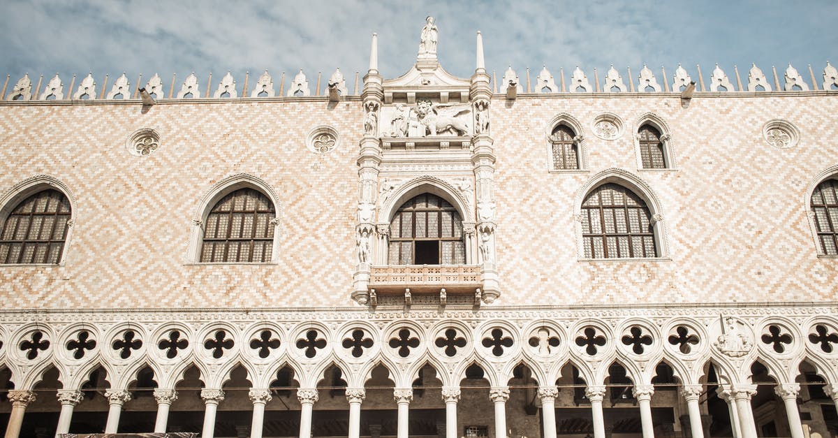 Travel from Arabba Ski Region to Venice - Exterior of gothic Doge Palace in Venice