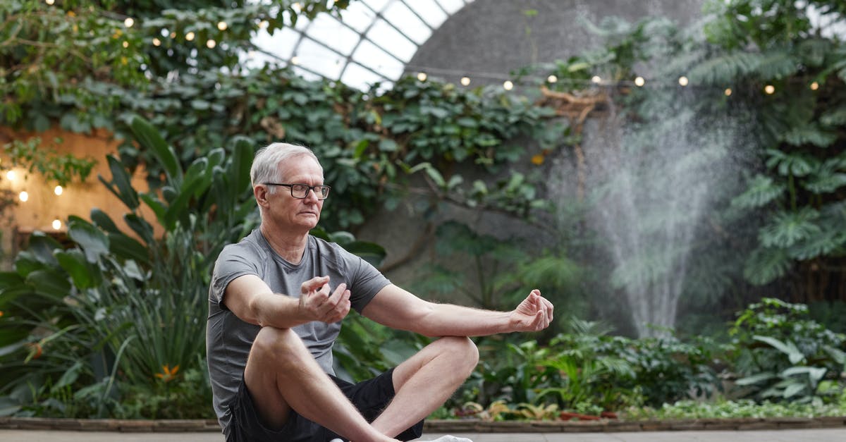 Validity of Colombian cedula when it's in an older format - Man Practicing Yoga