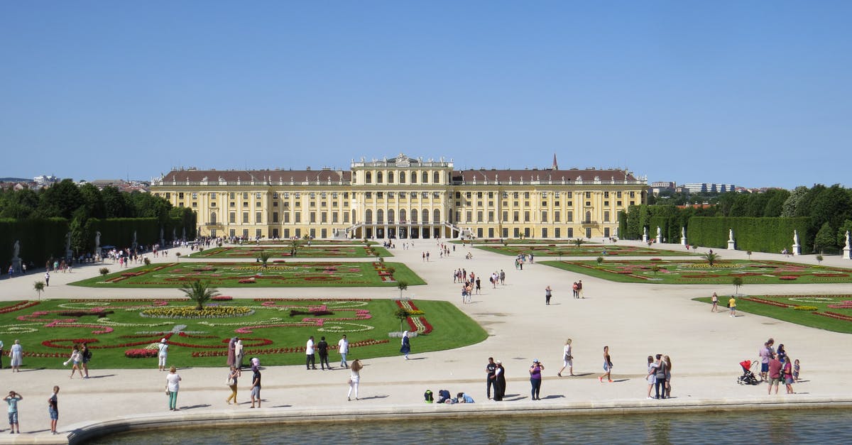 Vienna, Austria: Recommendations for affordable overnight parking? - People Walking on Park