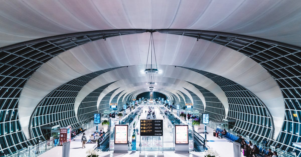 Visa in transit at Suvarnabhumi Airport - Bangkok - People Walking in the Airport