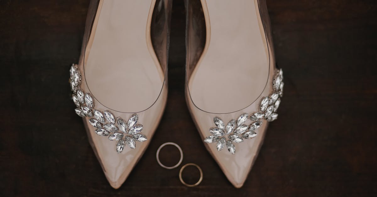 What's the least difference in longitude on a flight between a pair of IATA airports? - Wedding Rings Lying Between Pair of Transparent Heels What's the least difference in longitude on a flight between a pair of IATA airports? - Wedding Rings Lying Between Pair of Transparent Heels