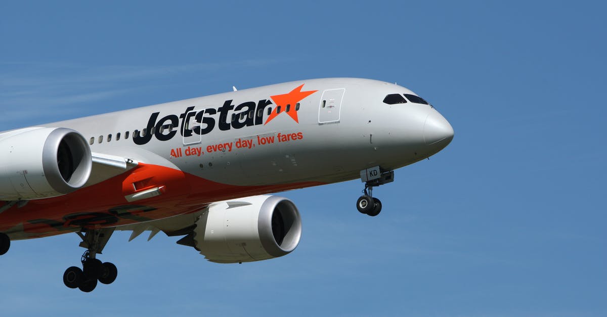 What is 1PC baggage allowance for Jetstar Asia Air? - White Jetstar Airplane