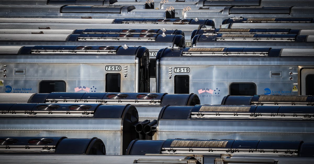 What is the state of train travel in USA? - Train Couches in the Terminal