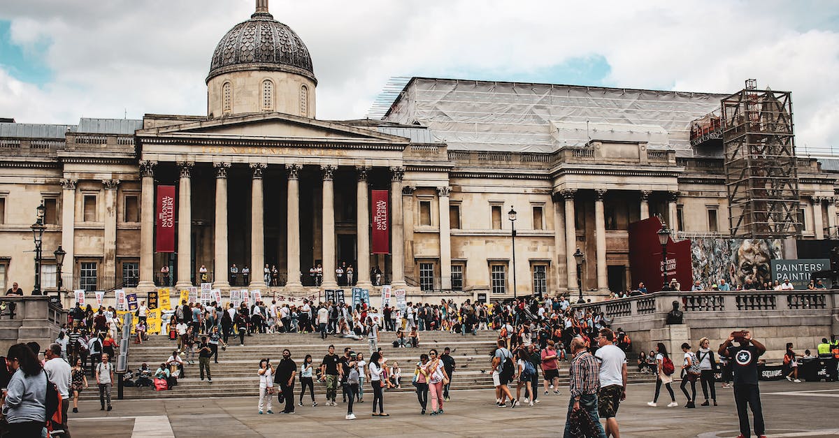 What museums and attractions in London offer interactive exhibits for blind people? - People outside the National Gallery in London, England
