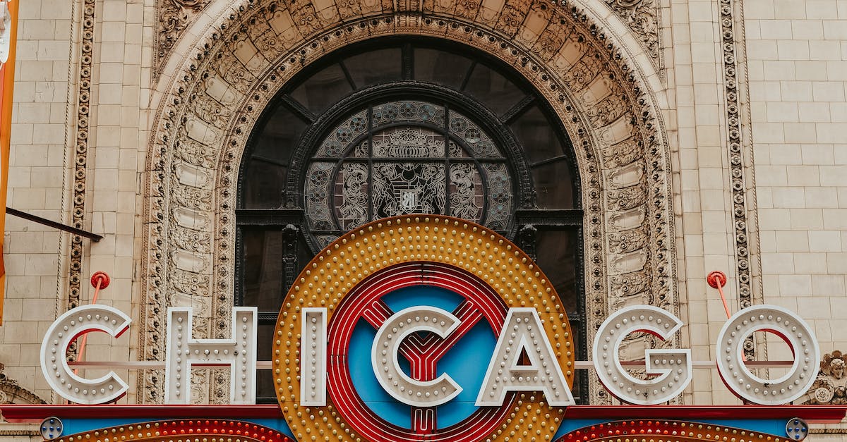 What was that grand unfinished opera house in Chicago called...? [closed] - Facade of stylish building with inscription