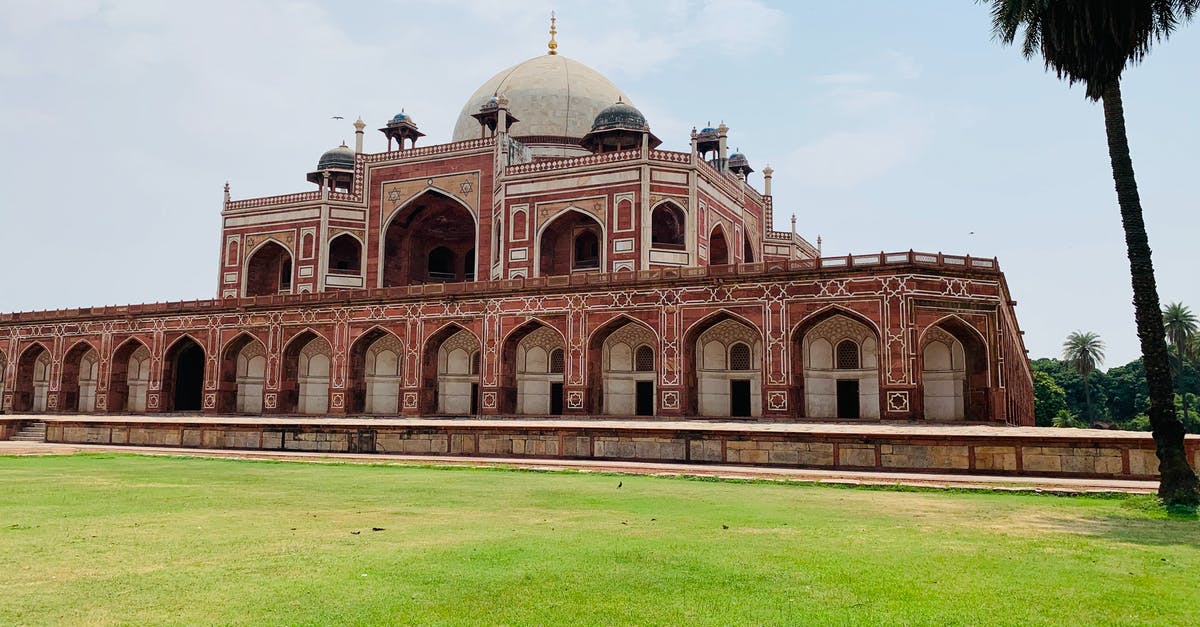 Where's this lighthouse in the USA? - Humayun's Tomb under Blue Cloudy Sky 