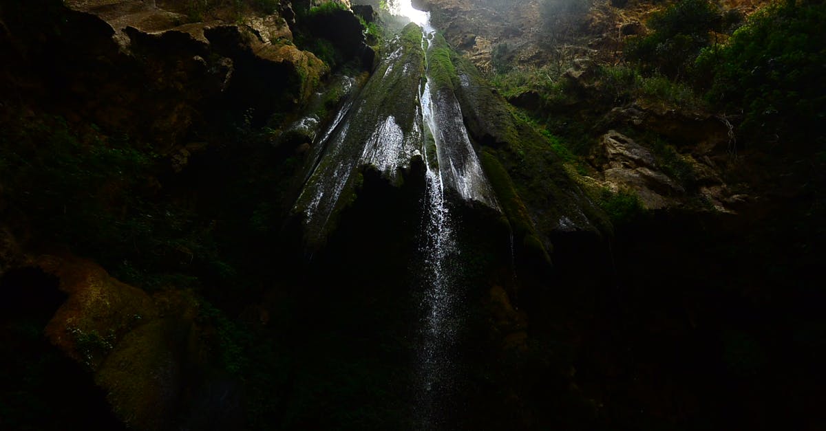 Where's this "vibrant fall foliage" "along the shores of Jasper's Athabasca River"? - Water Falls Cave