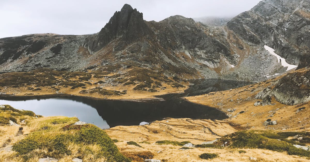 Where's this tarn in Mt Garibaldi? - Brown Mountain