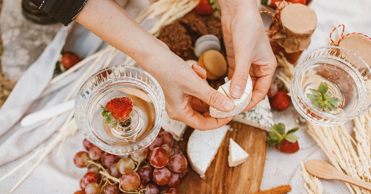 Whose responsibility is update to meal preference? - Hands Preparing Meal