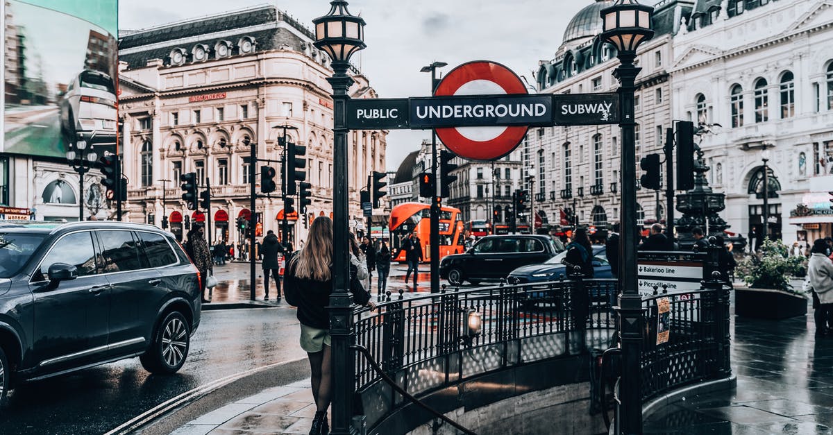 Why does no connection exist between Euston Square and Euston or Warren Street Underground Stations on the London Underground? [closed] - Free stock photo of architecture, bridge, building